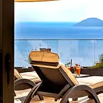 Luxury In Kalamar Bay - Walking Distance To The Villa