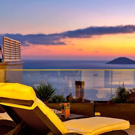 Villa Luxury In Kalamar Bay - Walking Distance To The