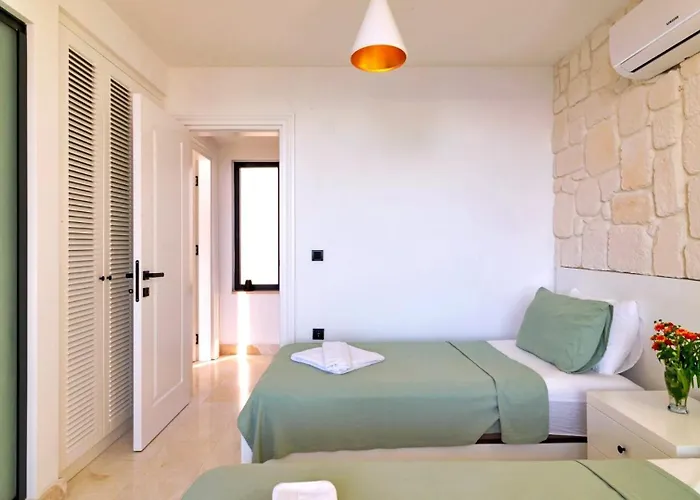 Luxury In Kalamar Bay - Walking Distance To The Villa