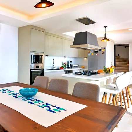 Villa 4 Bedroom - 3283 Kalkan