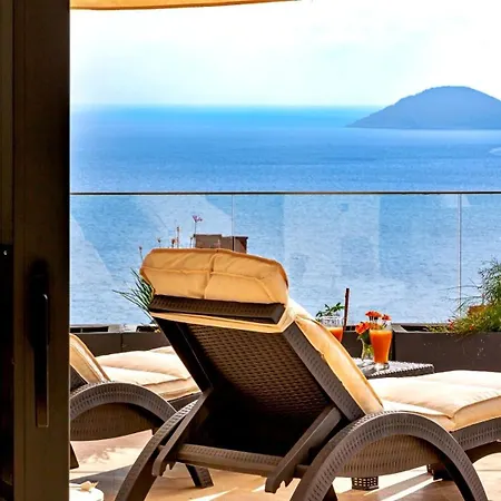 Luxury In Kalamar Bay - Walking Distance To The Villa