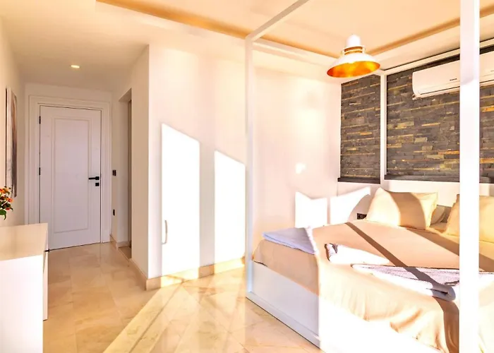 Willa Luxury In Kalamar Bay - Walking Distance To The