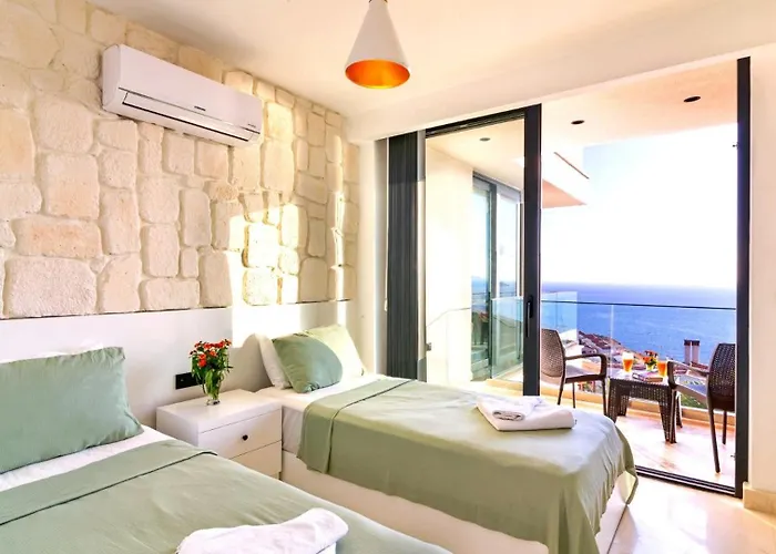 Willa Luxury In Kalamar Bay - Walking Distance To The